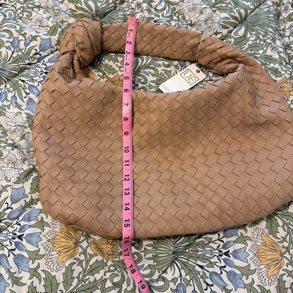 Urban Expressions Woven Faux Leather Handbag - Picture 7 of 8